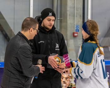 Sieviešu hokeja turnīrs 