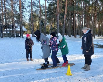 Ģimeņu sportiskais izaicinājums | Ziemas prieki Jēkabpils Mežaparkā, 9.02.2025.