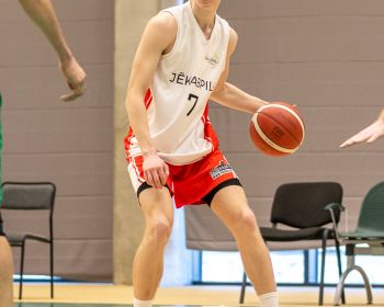 Jēkabpils novada atklātā čempionāta basketbolā pirmās spēles, 9.02.2025.