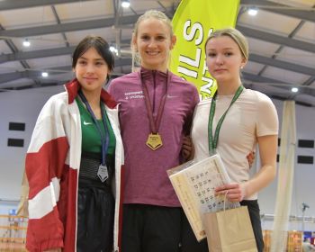 Vieglatlētikas sacensības telpās 