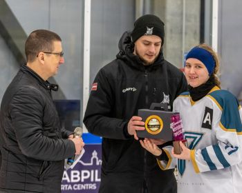 Sieviešu hokeja turnīrs 