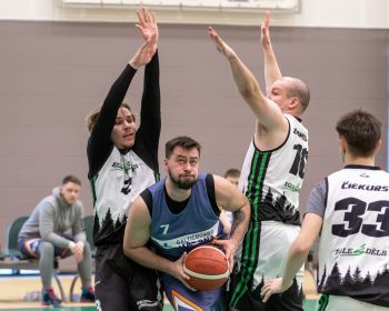 Jēkabpils novada atklātā čempionāta basketbolā pirmās spēles, 9.02.2025.