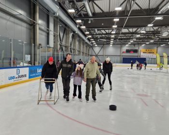 Ģimeņu sportiskais izaicinājums | Spēles uz ledus