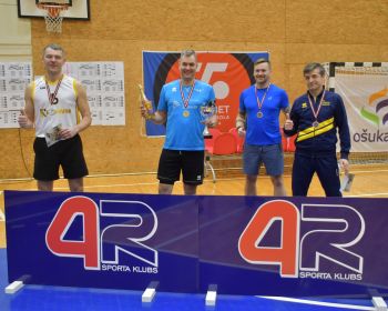 Sporta kluba 4R” Kausa izcīņa krosmintonā