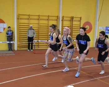 Vieglatlētikas sacensības telpās 