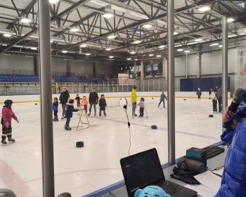 Ģimeņu sportiskais izaicinājums | Spēles uz ledus