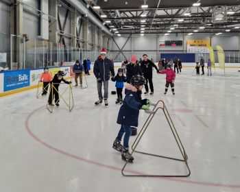 Ģimeņu sportiskais izaicinājums | Spēles uz ledus