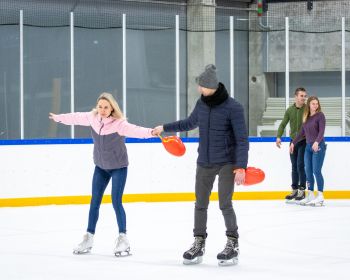 Valentīndienas randiņš slidotavā, 14.02.2022.
