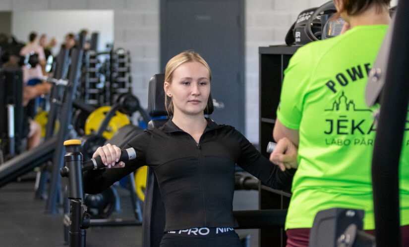 Aicinām trenēties Jēkabpils Sporta halles trenažieru zālē kopā ar zinošiem un profesionāliem treneriem!