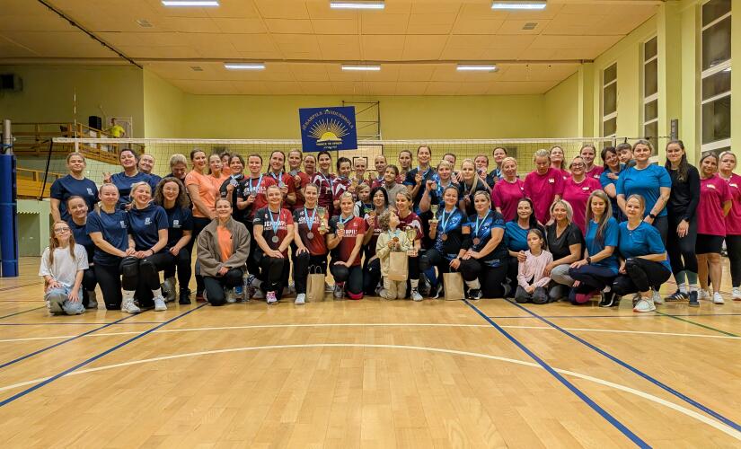 Sports, azarts un kopā būšanas prieks,  Jēkabpils novadā aizvadīts pirmais skolu mammu čempionāts