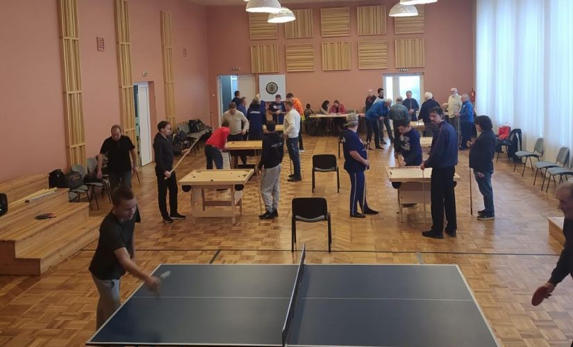 Azartiskā un pozitīvā gaisotnē aizvadīts Gārsenes galda spēļu turnīrs
