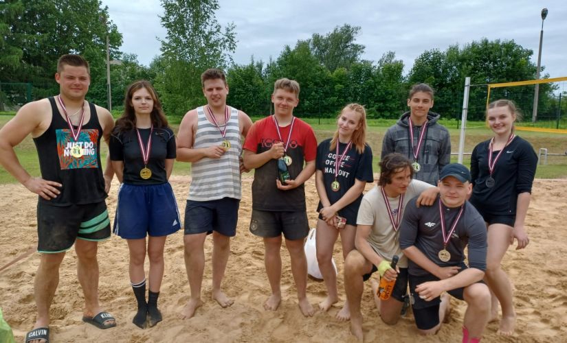 Viesītē cīnās par Līgo kausu pludmales volejbolā