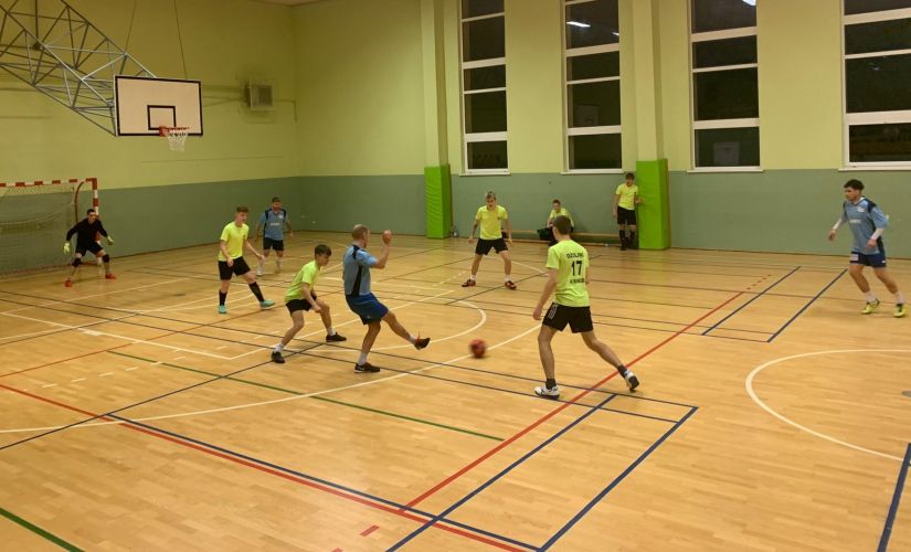 Telpu futbola 