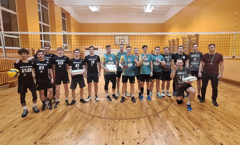 Nakts volejbola turnīra kauss paliek Aknīstē, uzvar komanda “Kur pazuda Džeks?!”