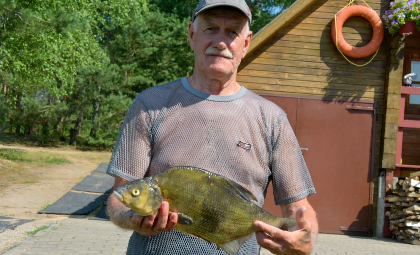 Makšķerēšanas sacensībās Radžos triumfē Pēteris Vorobjovs, Ivars Višņevskis un Maksims Borovkovs
