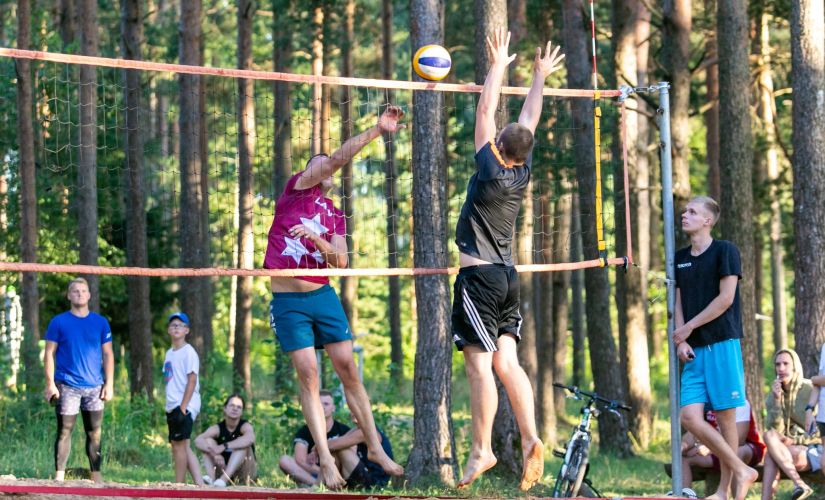 Aicinām pieteikties pludmales volejbola sacensībām 
