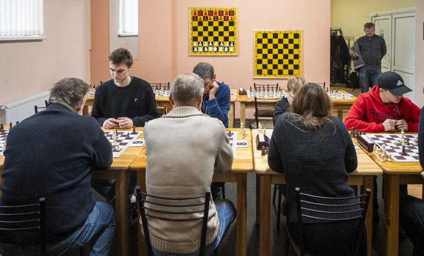 Šahisti turpina cīņu Jēkabpils Sporta centra šaha sacensībās