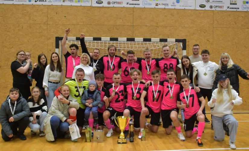 Jēkabpils novada telpu futbola čempionu titulu izcīna “DG būves”