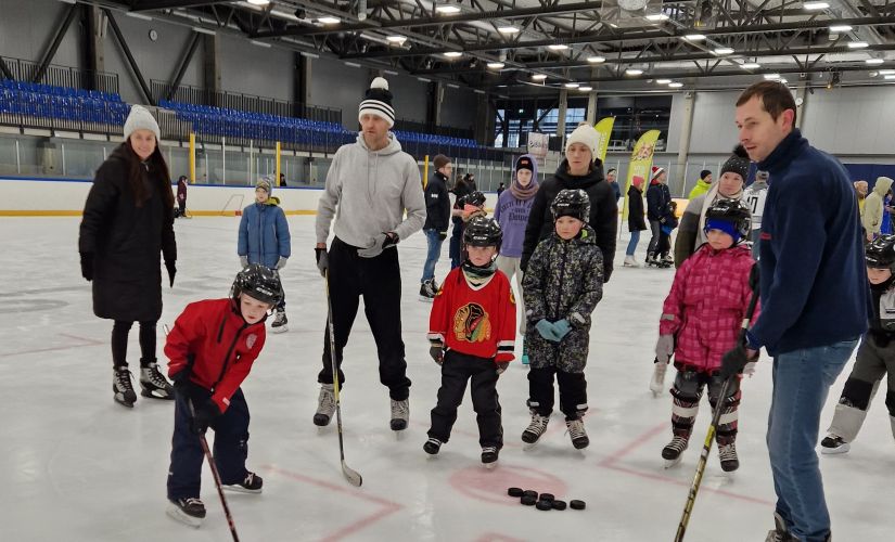 Sportiskajā ģimeņu izaicinājumā startē 14 komandas