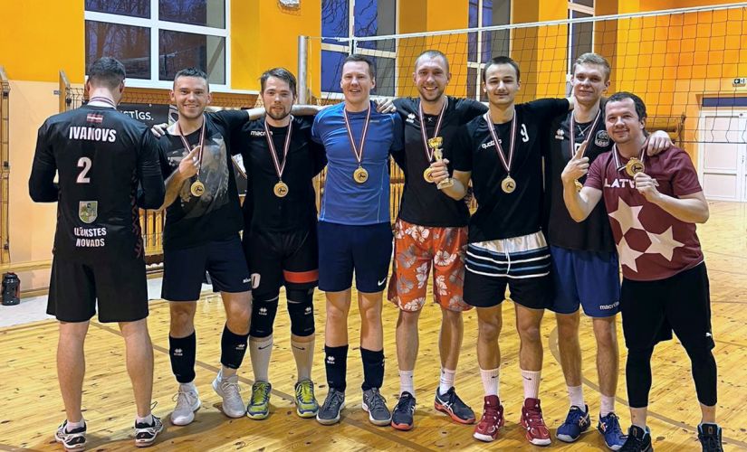 Ar jēkabpiliešu triumfu noslēdzies Aknīstes volejbola turnīrs