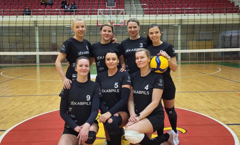 Jēkabpils volejbolistēm veiksmīgs starts Latvijas čempionātā volejbolā senioriem