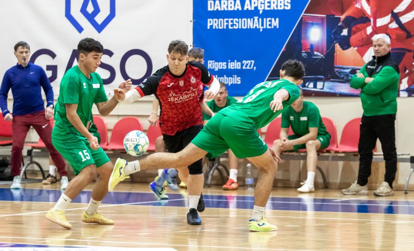 Sākusies jaunā sezona Jēkabpils novada atklātajā čempionāta telpu futbolā