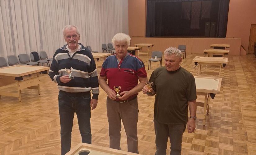 Gārsenē spēle novusu naktī, uzvar Arvīds Gilučs no Biržiem un Alla Fružanska no Daugavpils