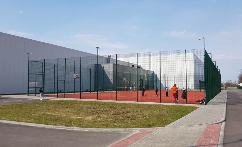 Saīsināts Sporta halles āra kortu pieejamības laiks