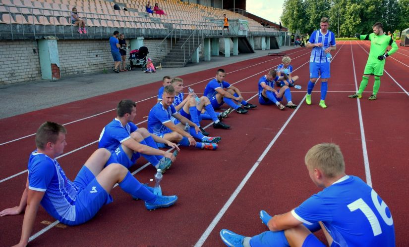 “Jēkabpils SC” futbolisti paliek “sausā” pret “Caramba Rīga”
