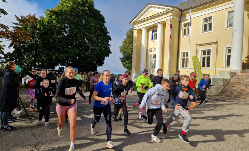Trešo reizi norisinājies Marinzejas skrējiens Atašienē
