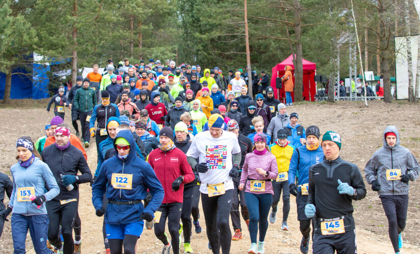Jēkabpils Mežaparkā jau ceturto reizi notiks izturības skrējiens Backyard Ultra “Lūša pēdās”