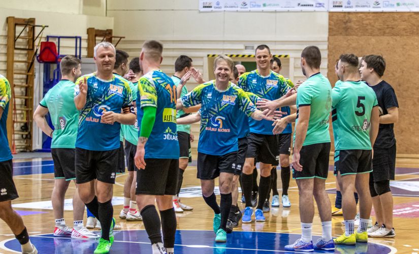 Noslēdzies Jēkabpils novada atklātā čempionāta telpu futbolā pamatturnīrs, līderi - 