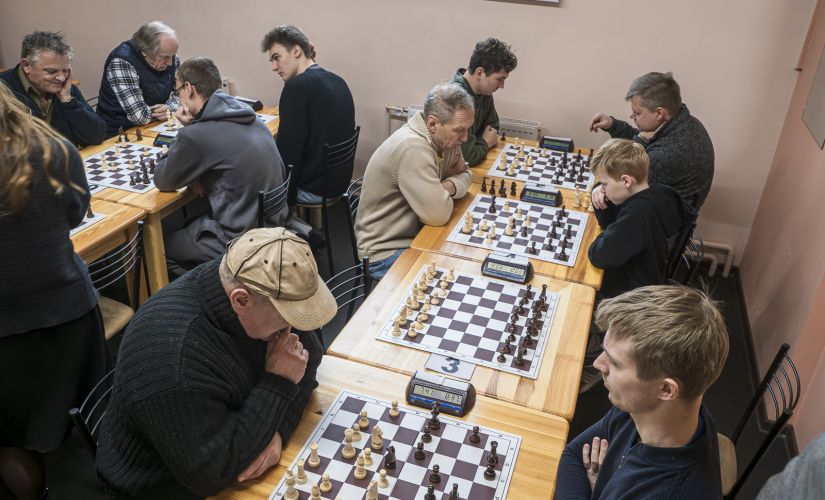 Jēkabpils šaha turnīra ceturtās kārtas labākie - Andis Ivoņins un Reinis Janbergs
