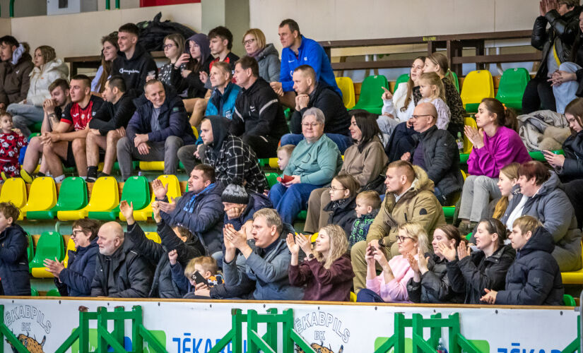 Noskaidroti novada telpu futbola čempionāta finālisti