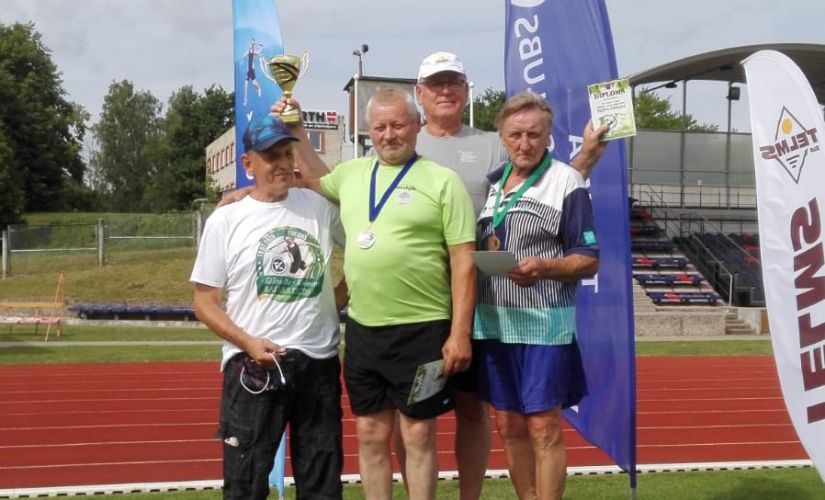 Jēkabpilietim Ivaram Dunduram sudrabs šķēpa mešanā